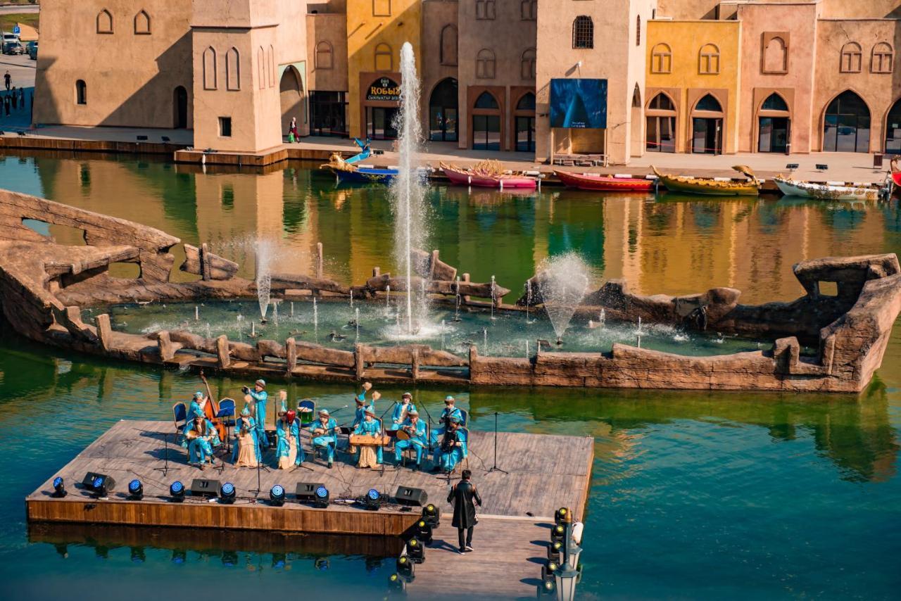 Karavansaray Turkistan Harbour Hotel -Flying Theatre Access ภายนอก รูปภาพ The Village