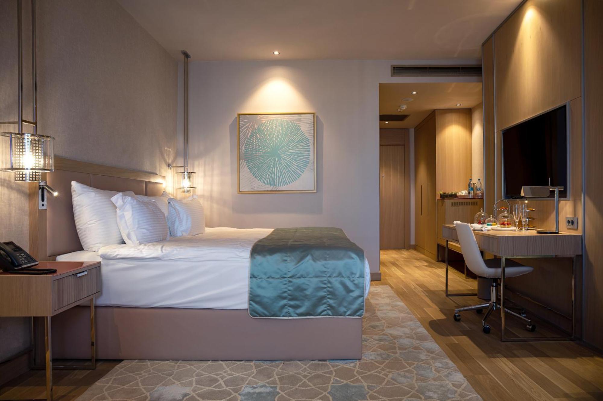 Karavansaray Turkistan Harbour Hotel -Flying Theatre Access ภายนอก รูปภาพ Deluxe Room